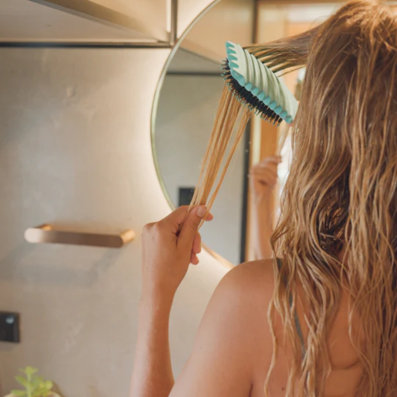 TrueGlo Define Brush
